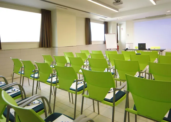 Western Globus 3* Roma