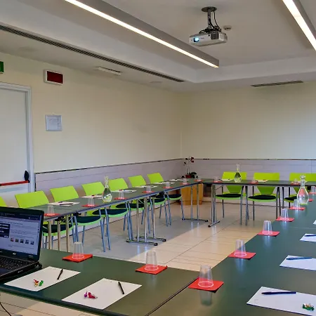 ホテル ベストウエスタン グロブス