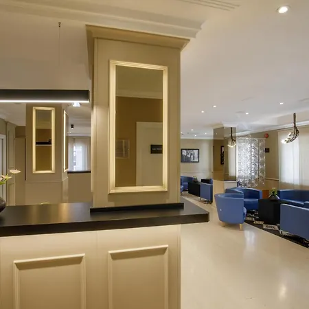 Western Globus Hotel