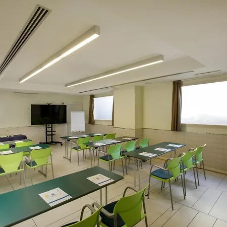 Western Globus 3* Roma