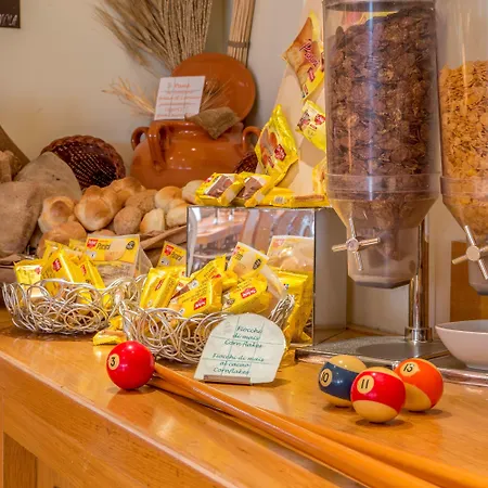 Western Globus Hotel