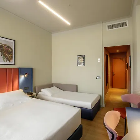 贝斯特韦斯特格洛巴斯酒店 酒店