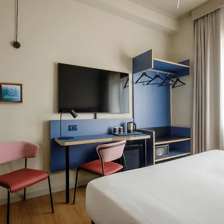 Hotel Western Globus 3*